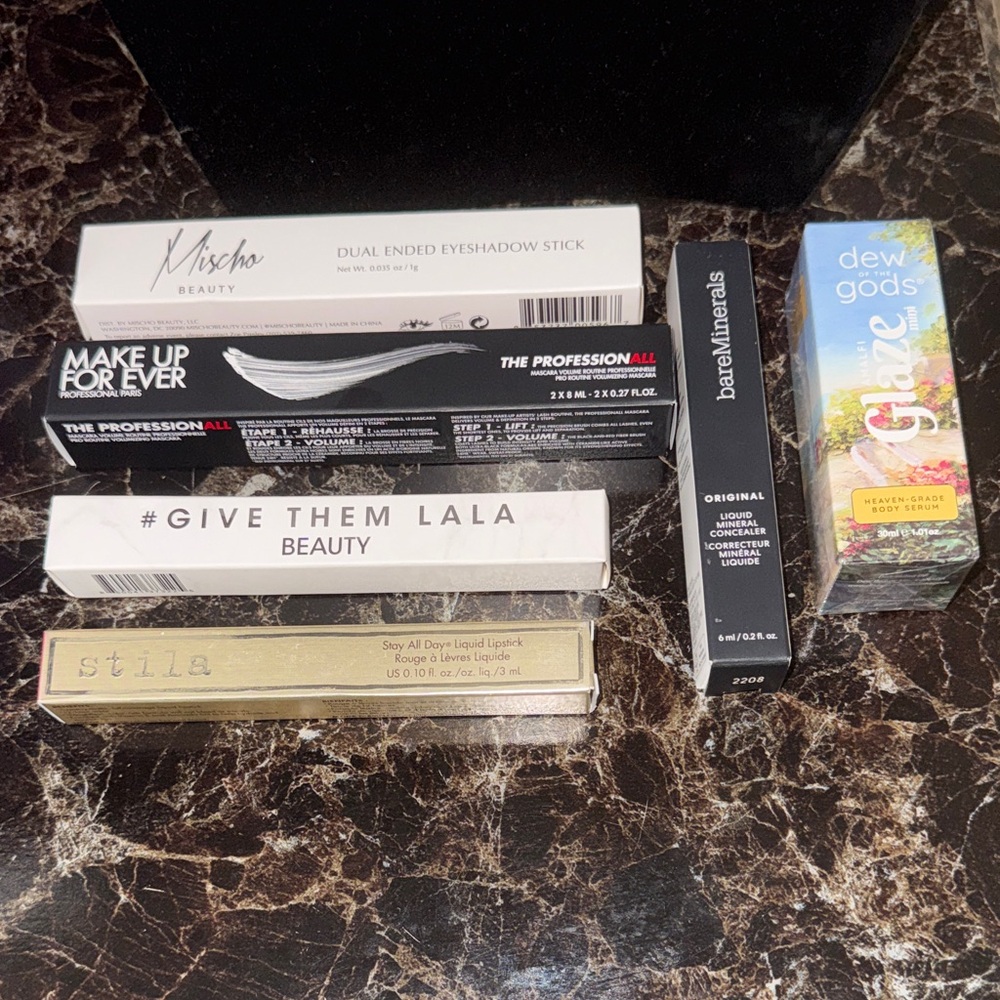 DEW OF THE GODS, STILA, BAREMINERALS, MISCHO, THE PROFESSIONAL, GIVE THEM LALA